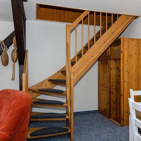 Appartement 3-Raum-Fewo-Fuer-5-Personen-1-Aufbettung-Auf-Ruegen à Schaprode Extérieur photo